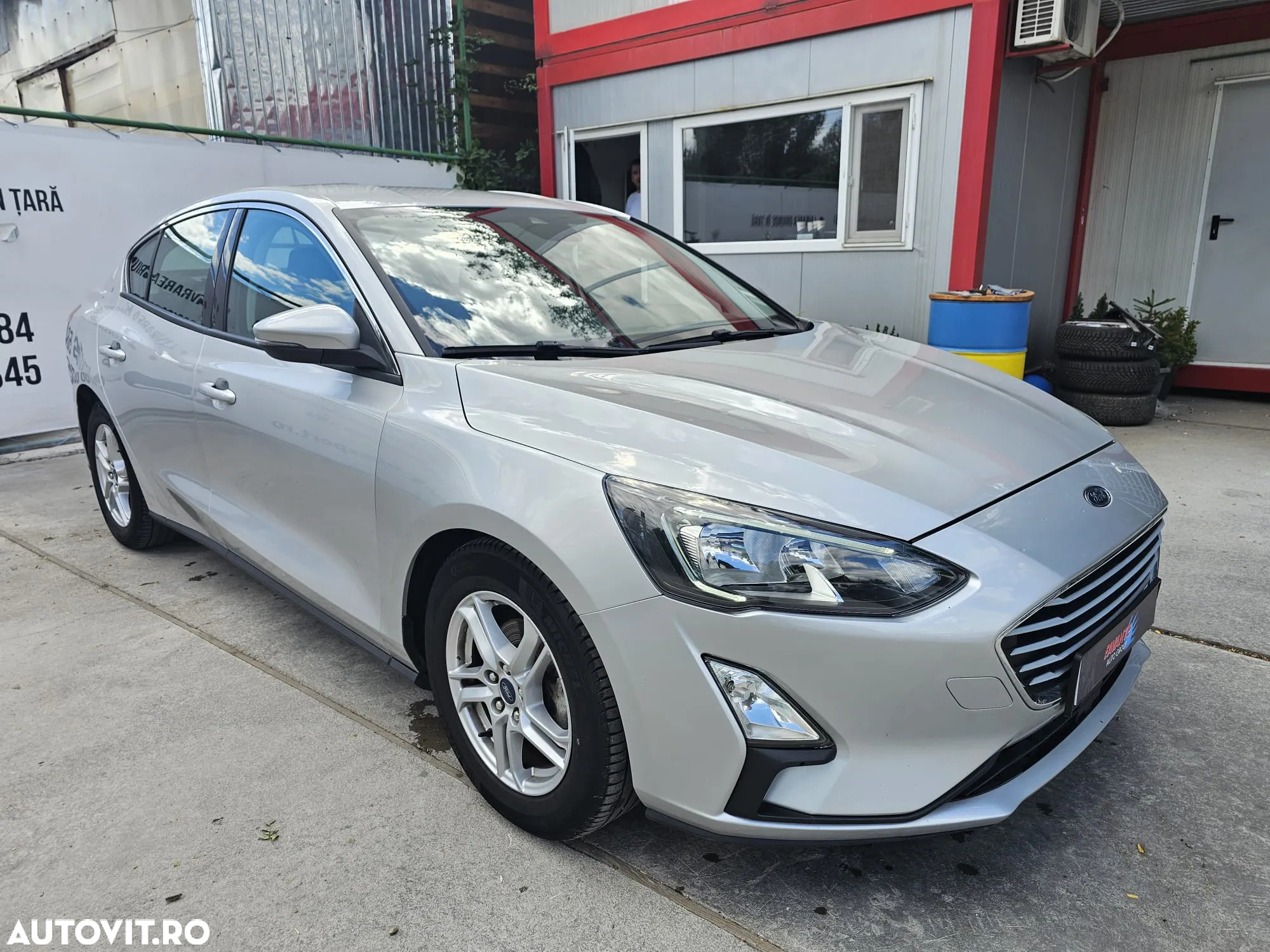 Ford Focus 1.0 EcoBoost Trend Edition - 3