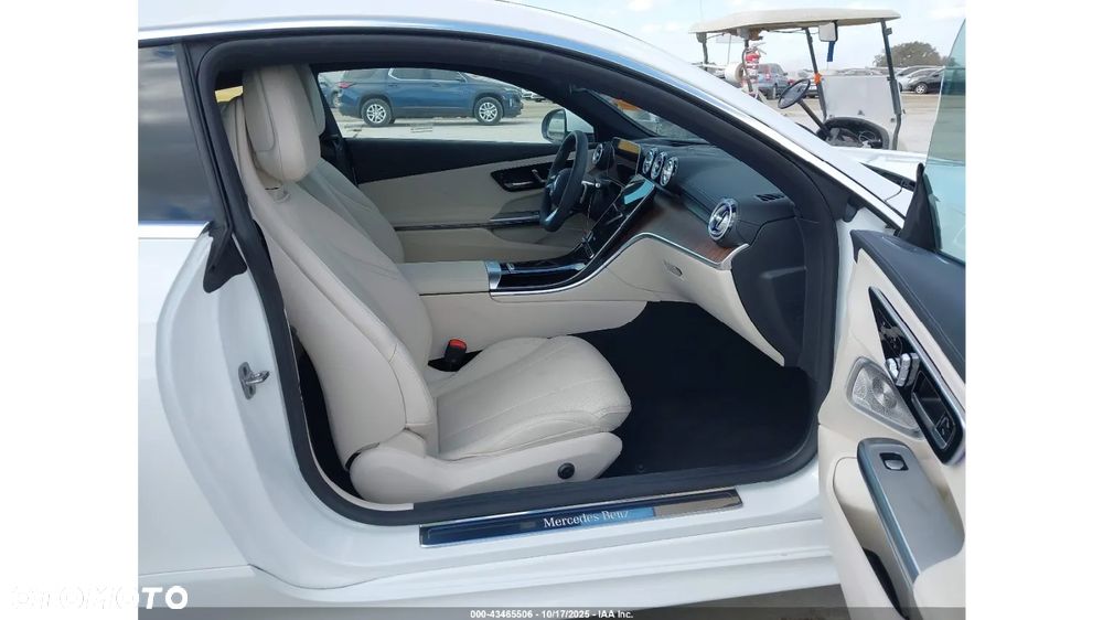 Mercedes-Benz CLE - 11