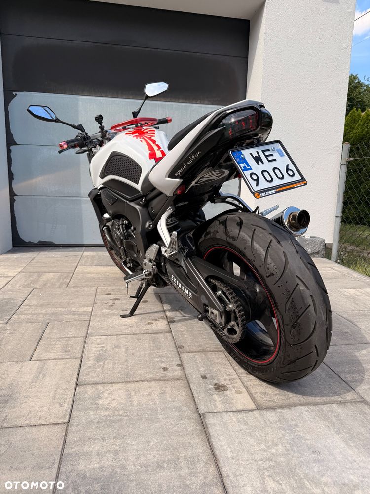 Yamaha FZ - 4