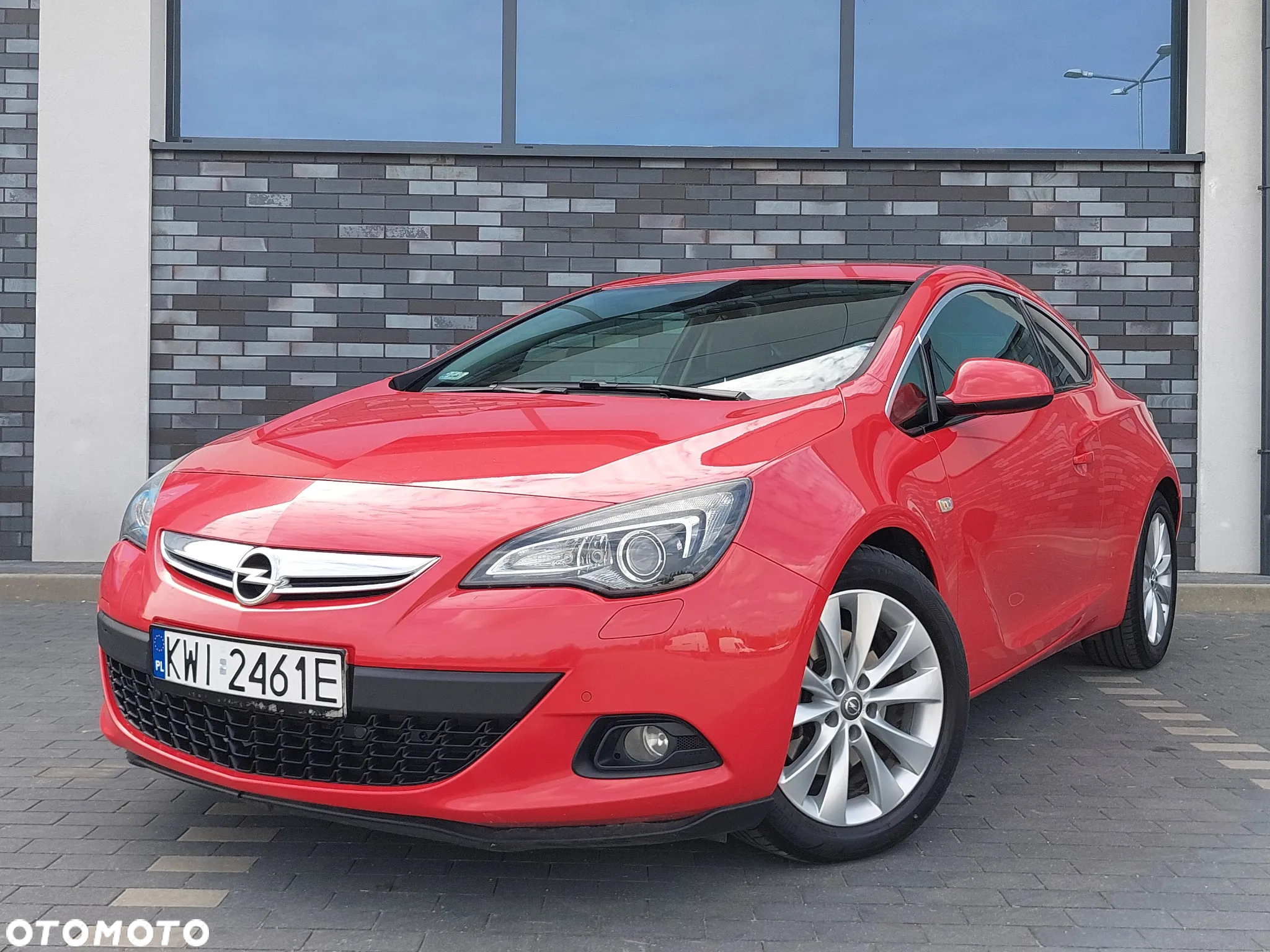 Opel Astra IV GTC 1.6 T Active - 14