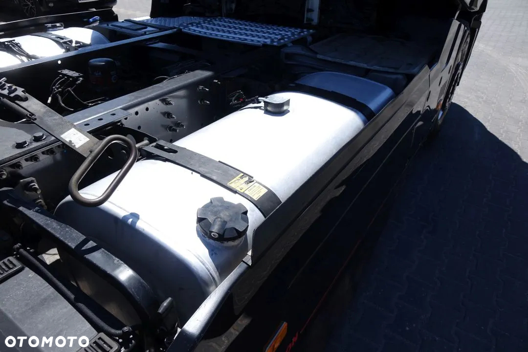 Renault GAMA T520 COMFORT / HIGH EDITION / STANDARD / AUTOMAT / RETARDER / EURO 6 / 2 ZBIORNIKI / LODÓWKA / NAVI - 17