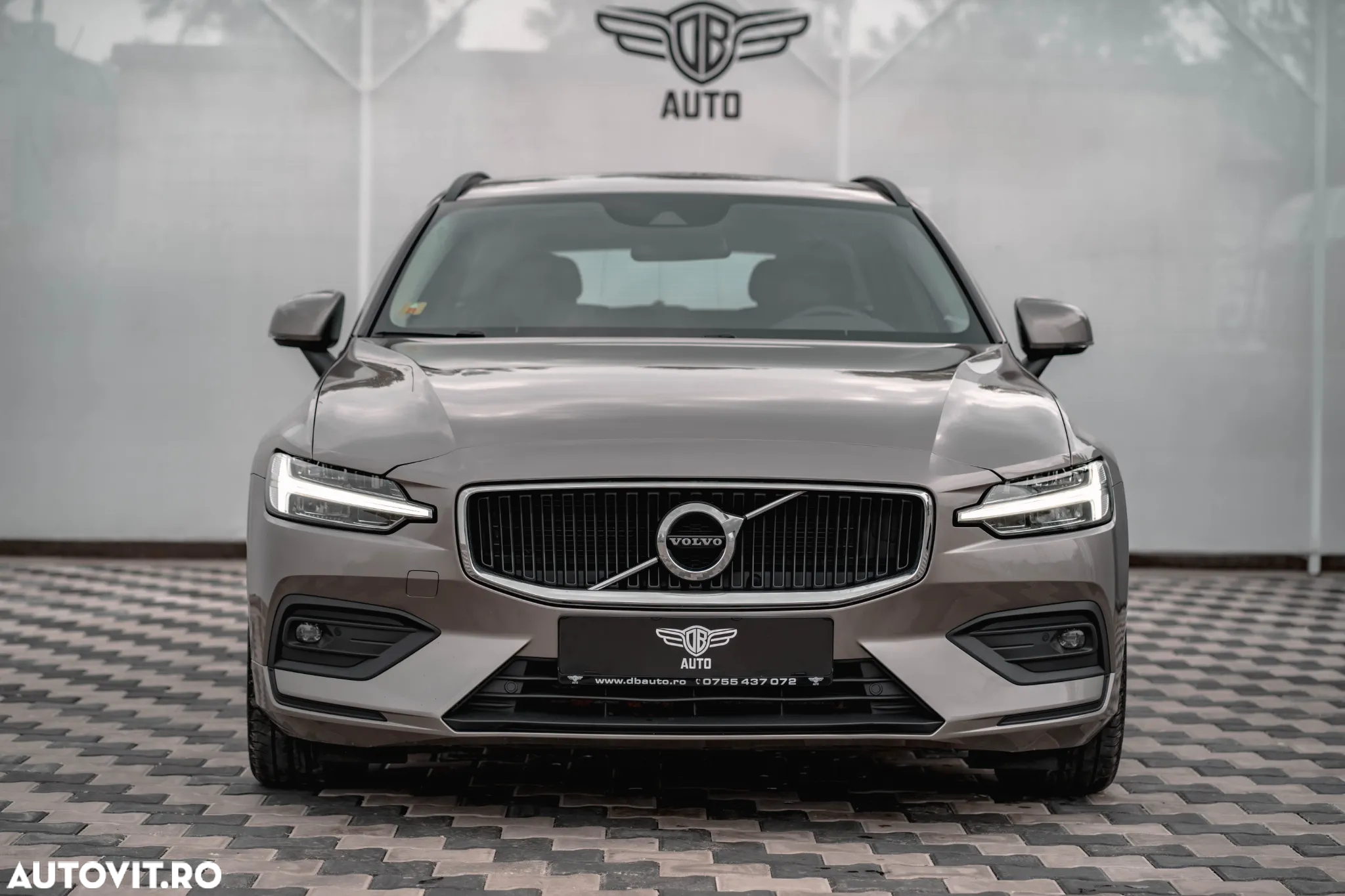 Volvo V60 D3 Geartronic Momentum - 3