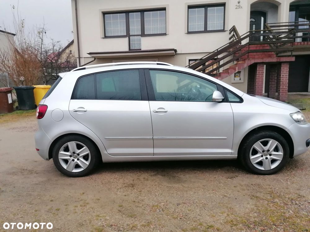 Volkswagen Golf Plus 2.0 TDI DPF Comfortline - 6