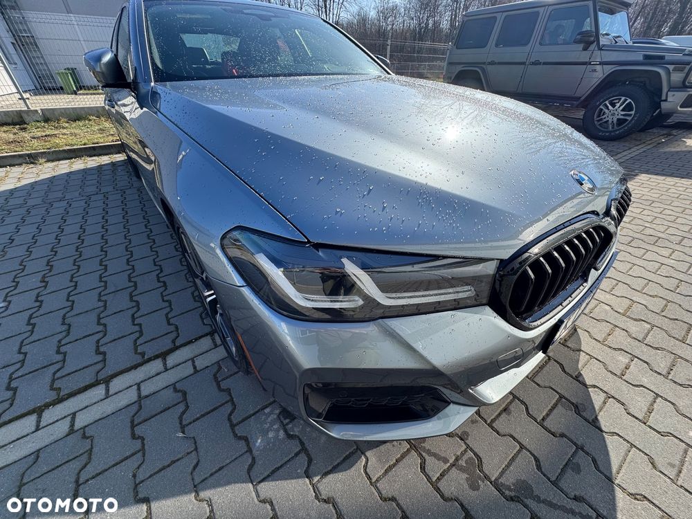 BMW Seria 5 M550i xDrive sport - 5
