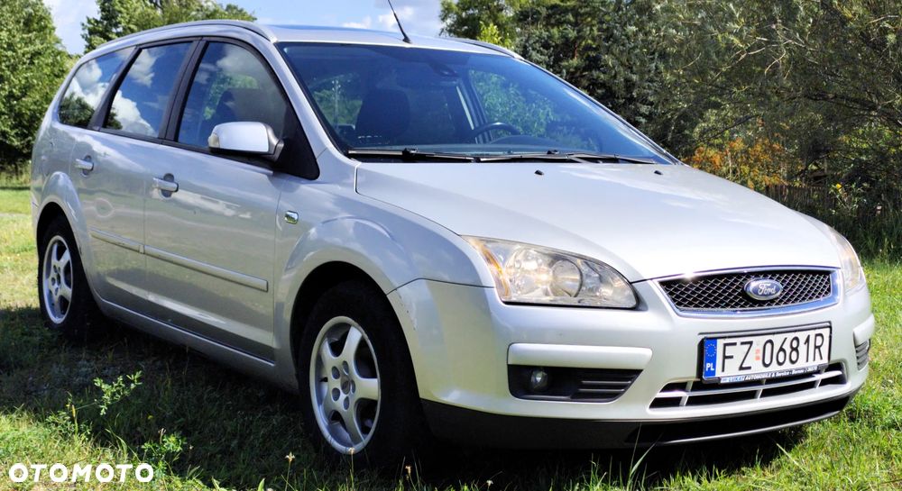 Ford Focus 1.6 TDCi DPF Ghia - 3
