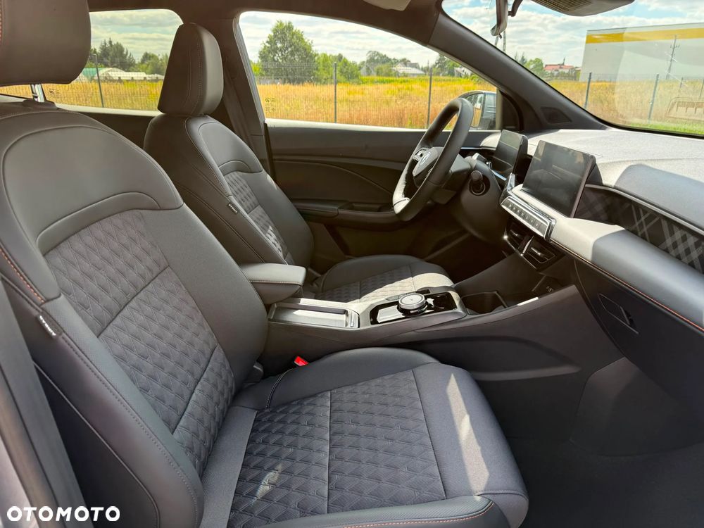 MG MG3 1.5 HEV+ Exclusive - 13