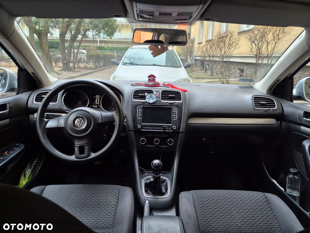 Volkswagen Golf 1.6 TDI Trendline - 6