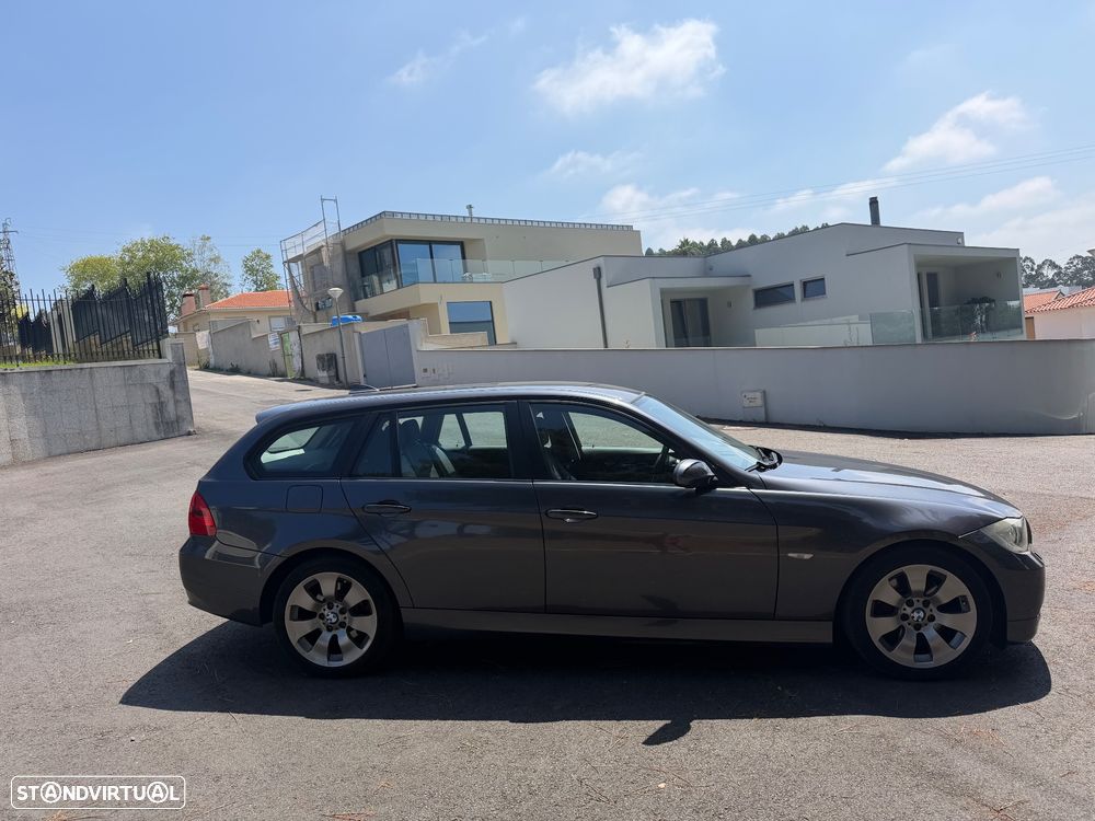 BMW 320 d Auto - 3