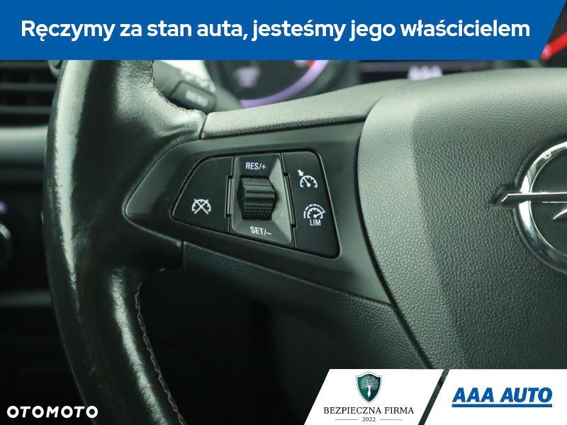 Opel Astra - 16