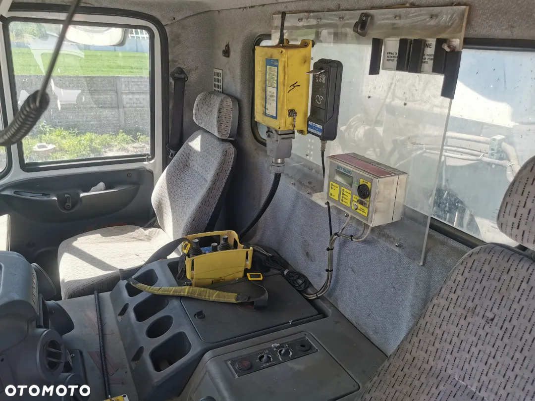 Iveco Astra - 9