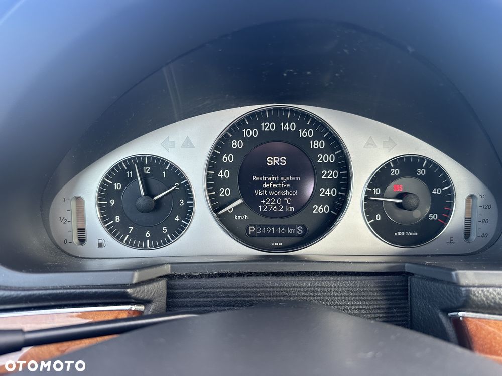 Mercedes-Benz Klasa E - 16