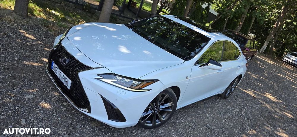 Lexus Seria ES 300h F Sport - 1