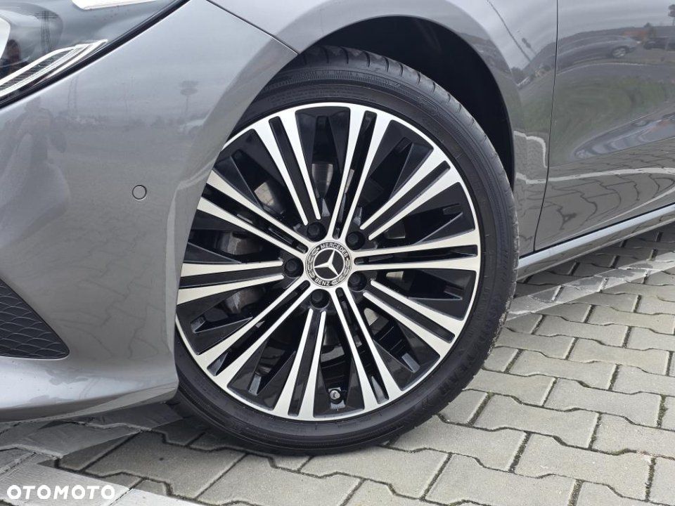 Mercedes-Benz CLA - 8