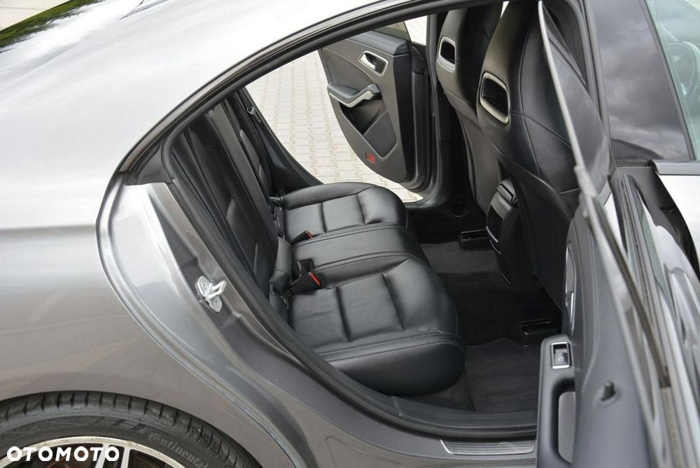 Mercedes-Benz CLA 200 7G-DCT AMG Line - 17