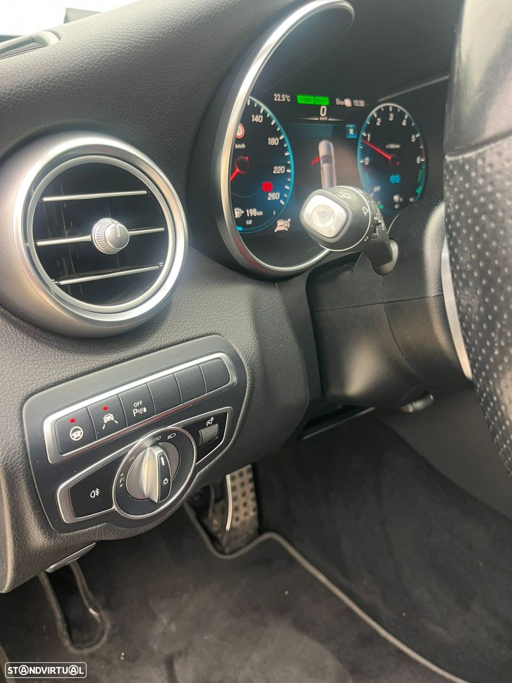Mercedes-Benz C 300 - 11