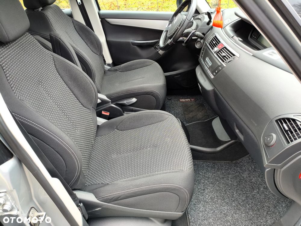 Citroën C4 Grand Picasso - 18
