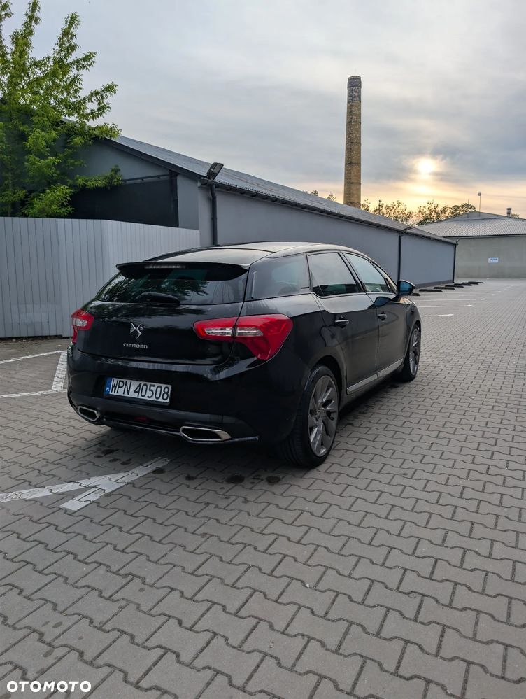 Citroën DS5 HDi 165 SportChic - 5