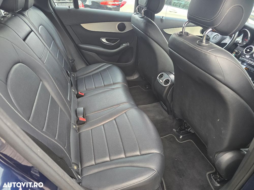 Mercedes-Benz GLC 250 d 4Matic 9G-TRONIC - 9