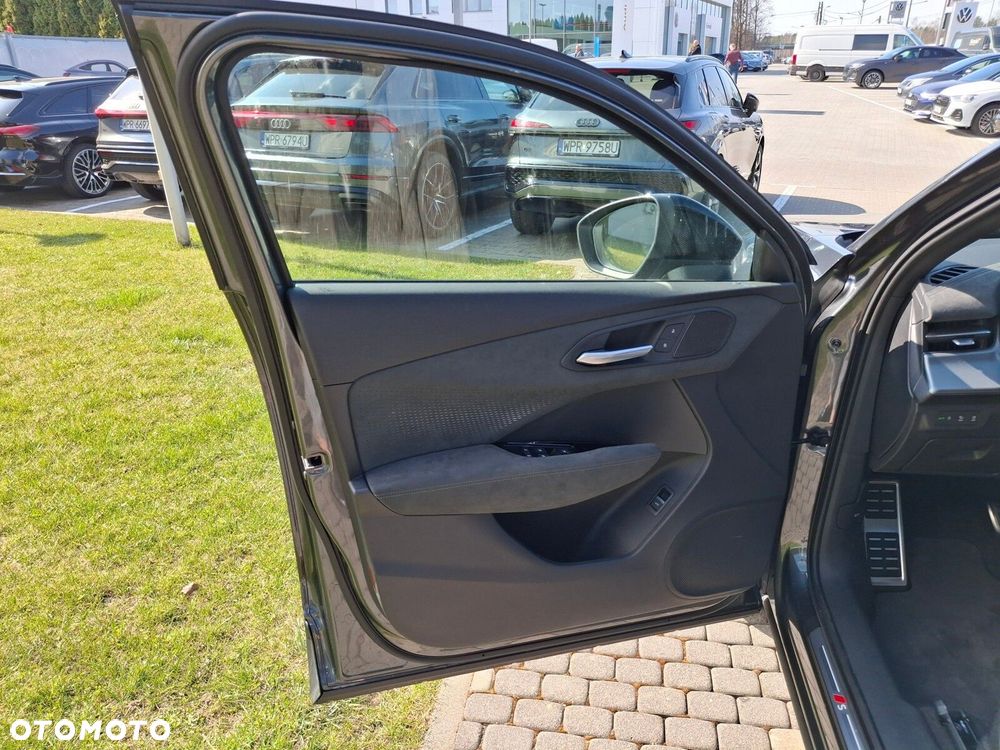 Audi Q3 Sportback - 12