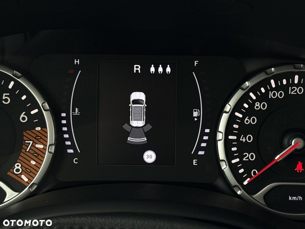 Jeep Renegade - 19