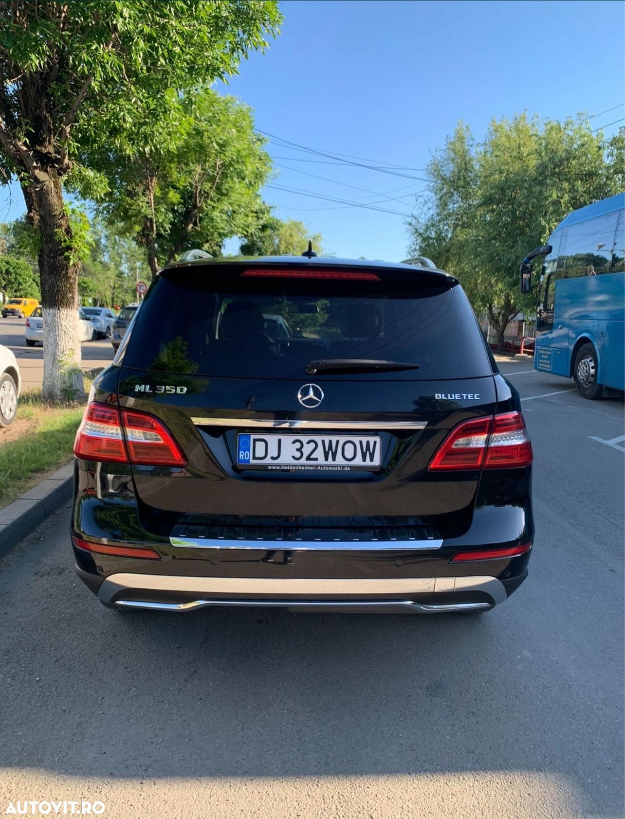 Mercedes-Benz ML 350 BlueTec 4MATIC Aut - 2