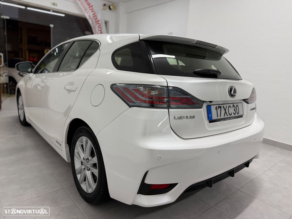 Lexus CT 200h Business - 4