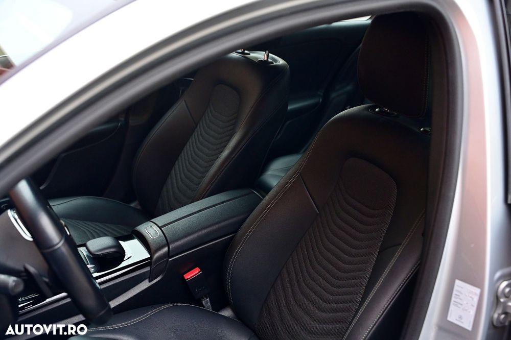 Mercedes-Benz A - 14