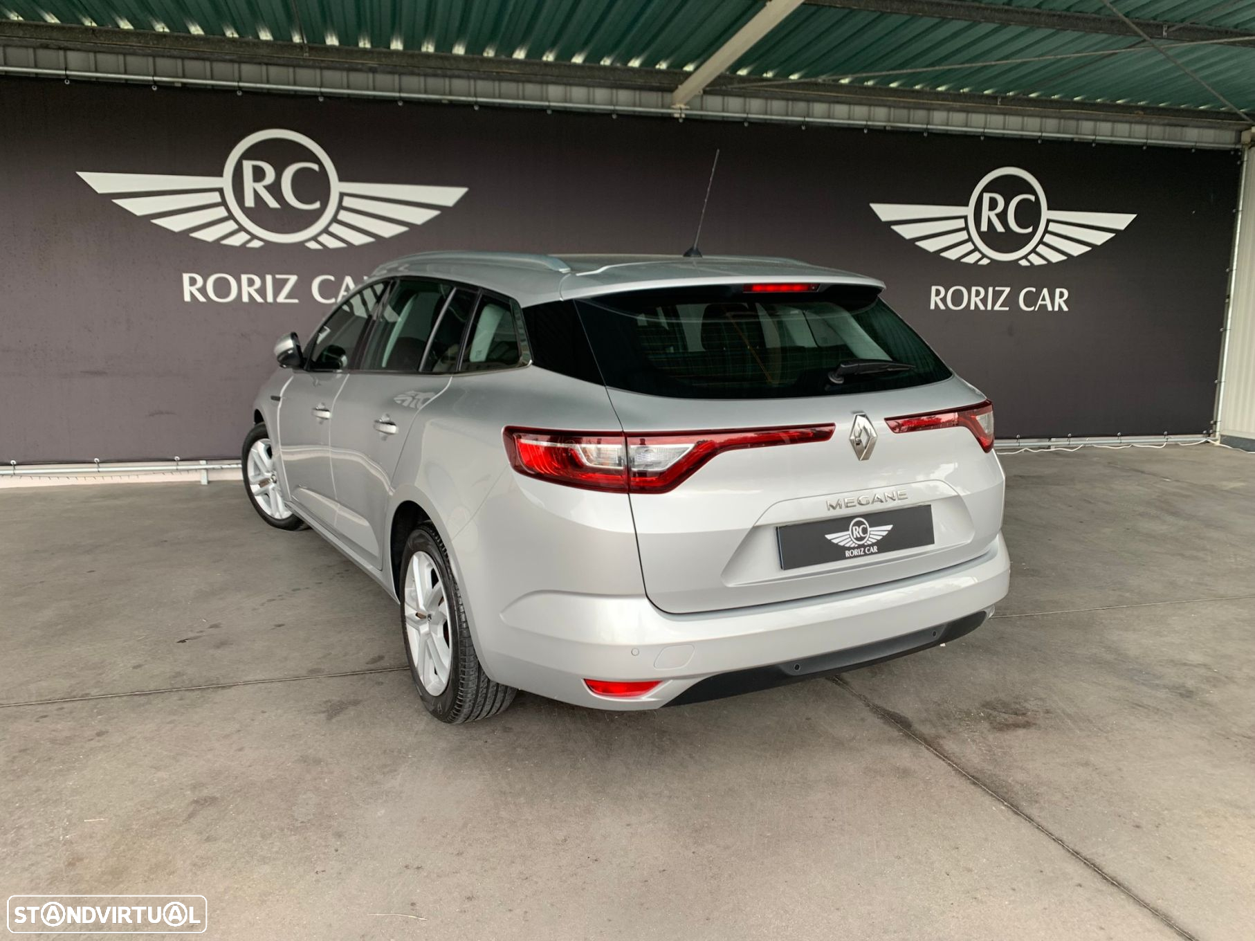 Renault Mégane Sport Tourer 1.5 Blue dCi Limited EDC - 6