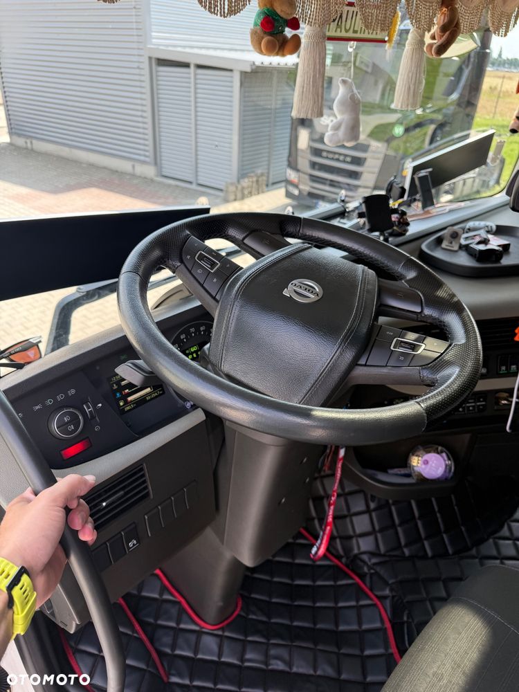 Volvo FH 460 / MEGA / TV / XL / WAGA / Salon PL / nowe OPONY / BDB / XENON / LED - 12