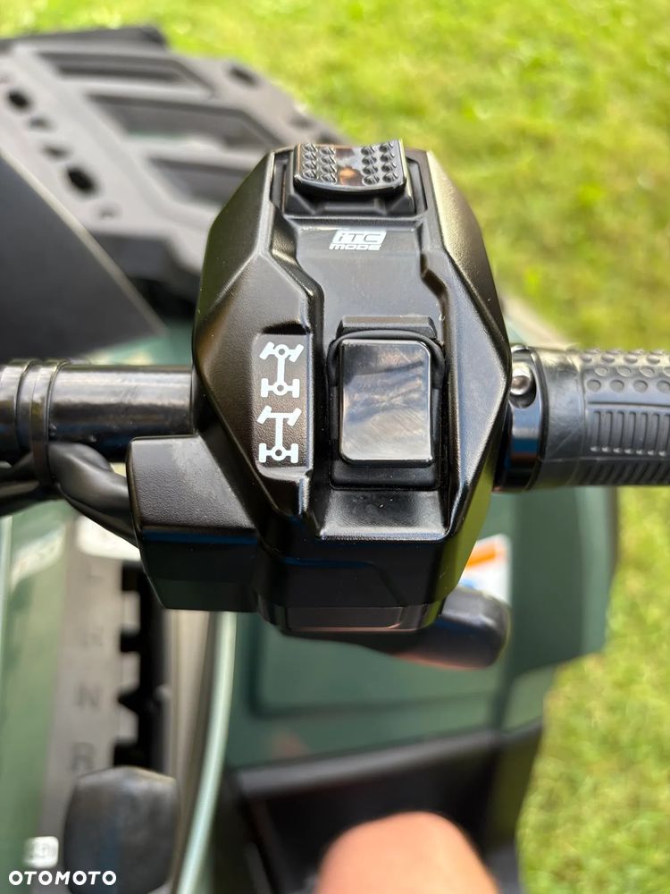 Can-Am Outlander Max - 14