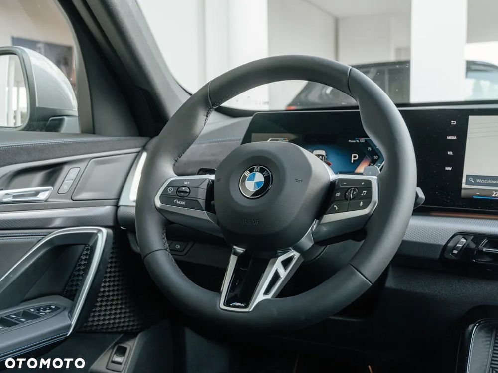 BMW X1 sDrive18i - 8