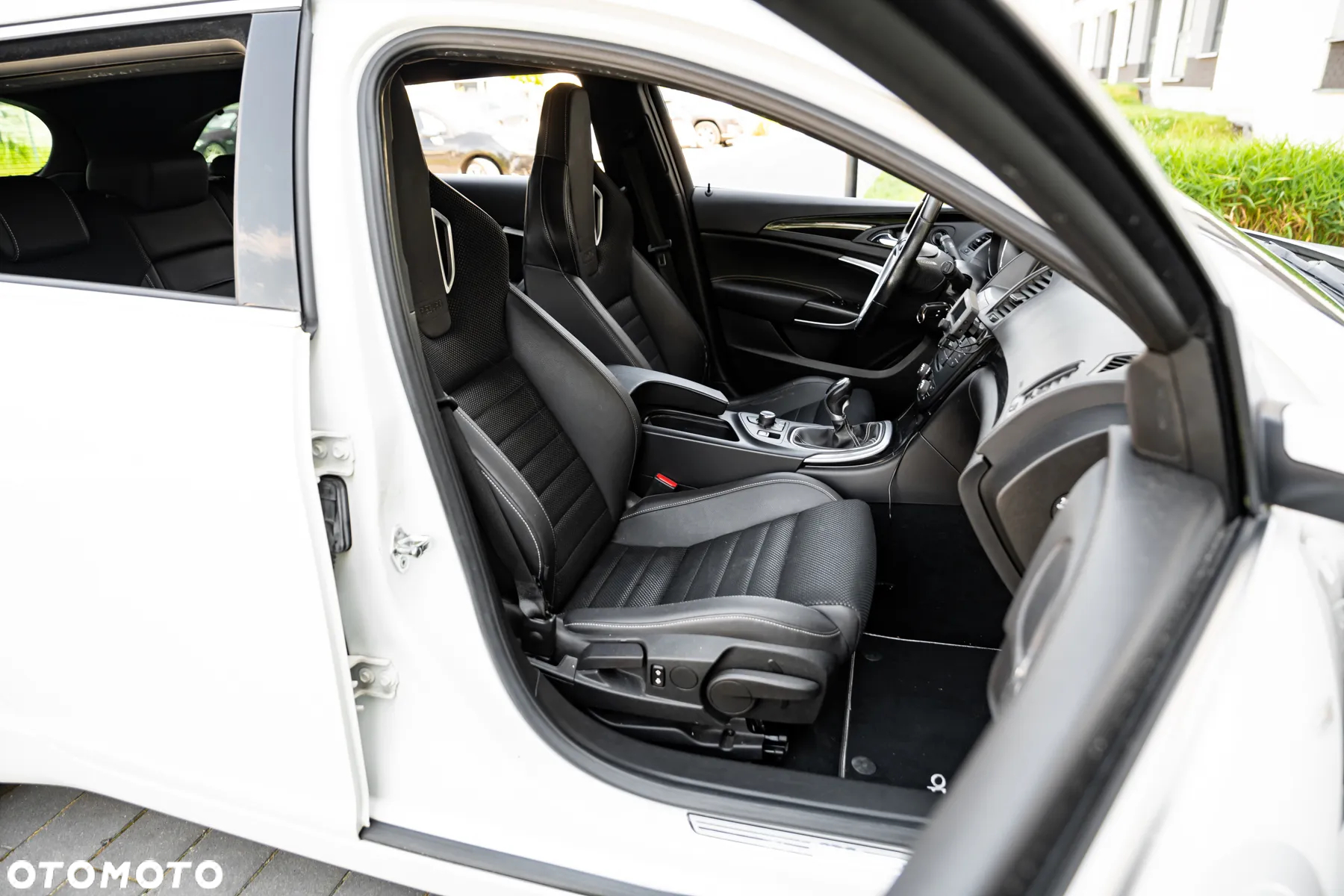 Opel Insignia 2.8 V6 Turbo 4x4 Sports Tourer OPC - 26