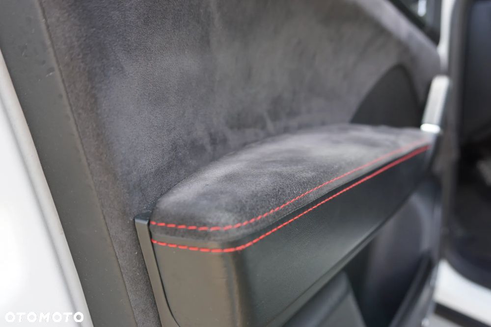 Porsche Cayenne GTS - 26