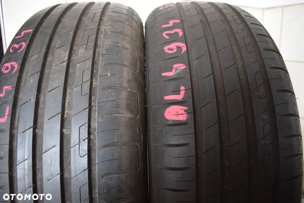 R17 205/55 Goodyear Efficient Grip Performance - 1
