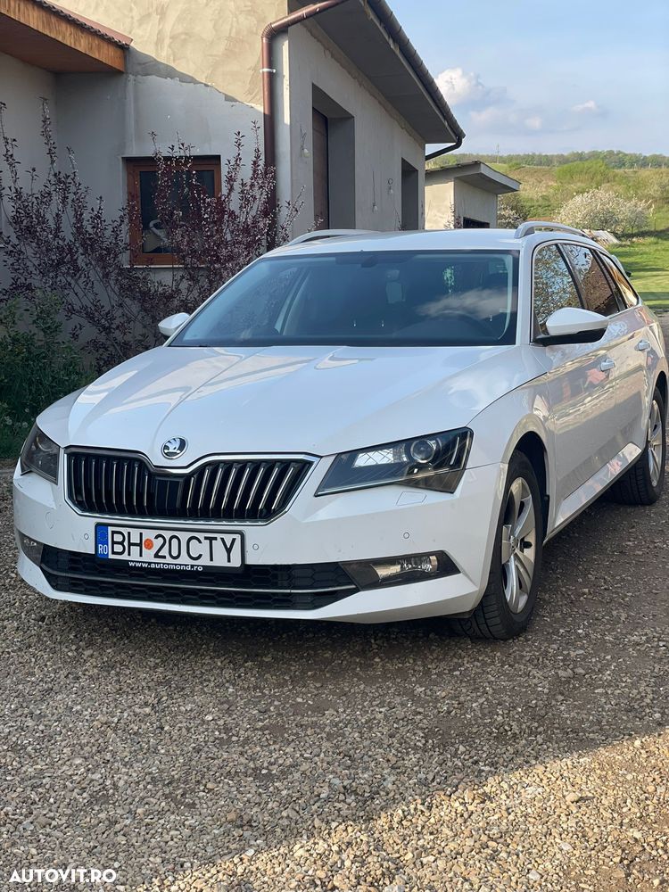 Skoda Superb 2.0 TDI 4X4 DSG L&K - 1