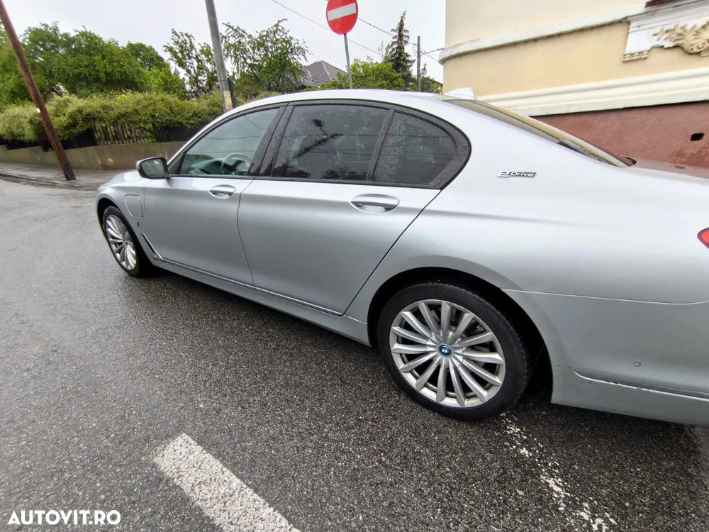 BMW Seria 7 - 2