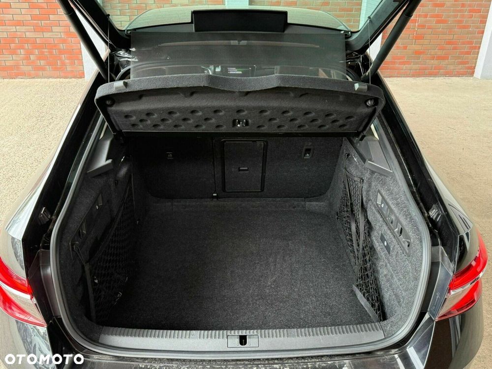 Skoda Superb 2.0 TDI SCR L&K DSG - 12