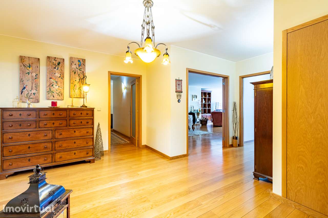 T4 em Matosinhos Sul | Segunda linha de mar - Grande imagem: 2/33