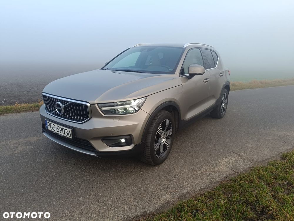 Volvo XC 40 D4 SCR AWD Inscription - 1