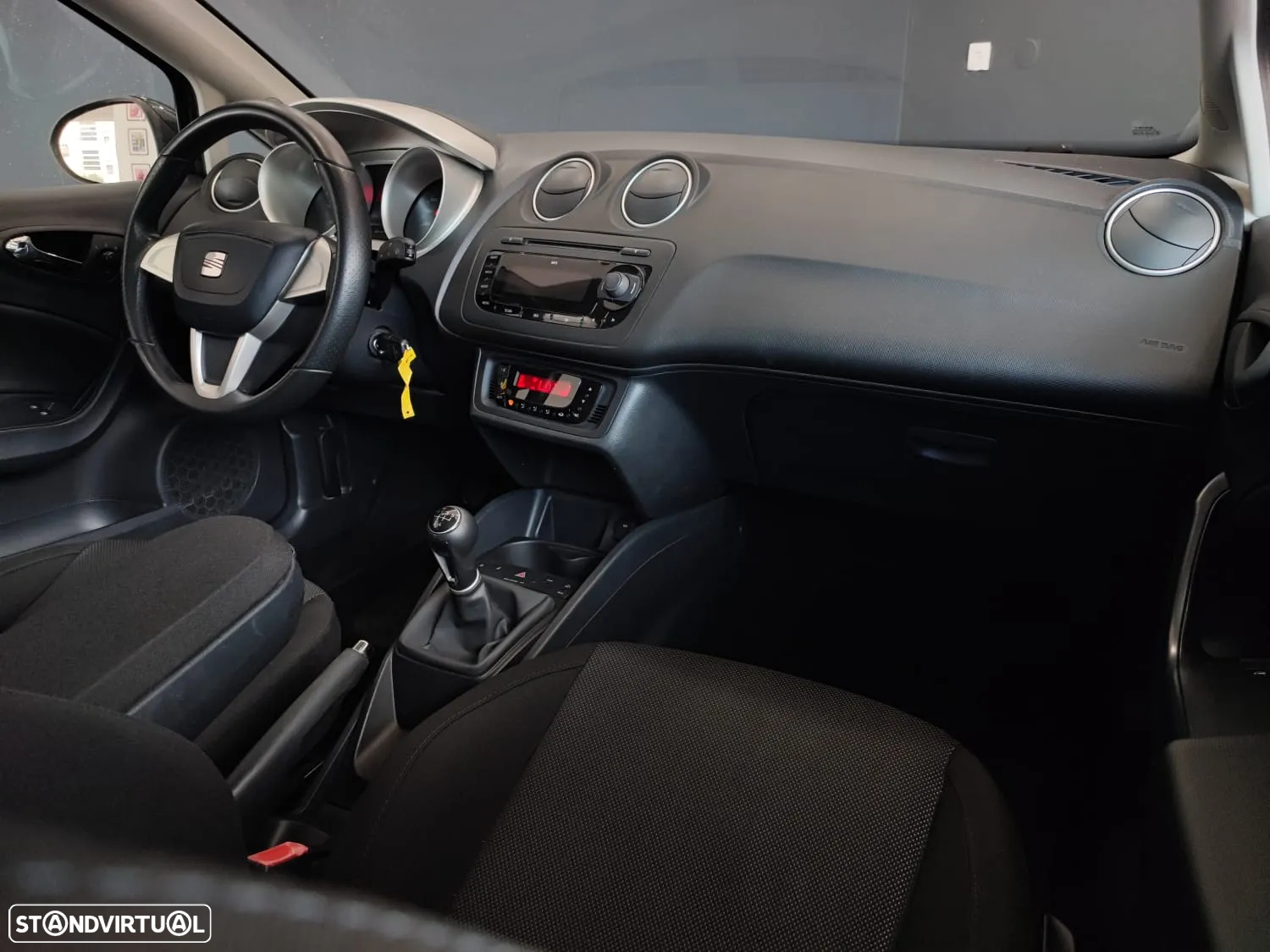SEAT Ibiza SC 1.4 16V Sport - 36