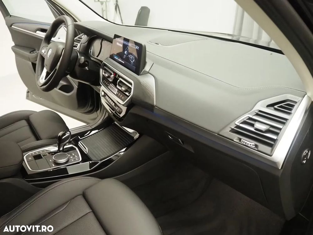 BMW X3 xDrive30e AT PHEV - 8