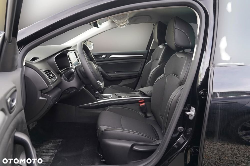 Renault Megane 1.3 TCe Techno EDC - 11