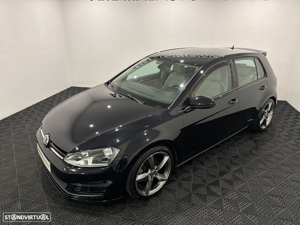 VW Golf 2.0 TDI Confortline - 18