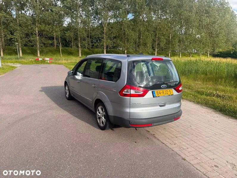 Ford Galaxy 2.0 Ghia - 4