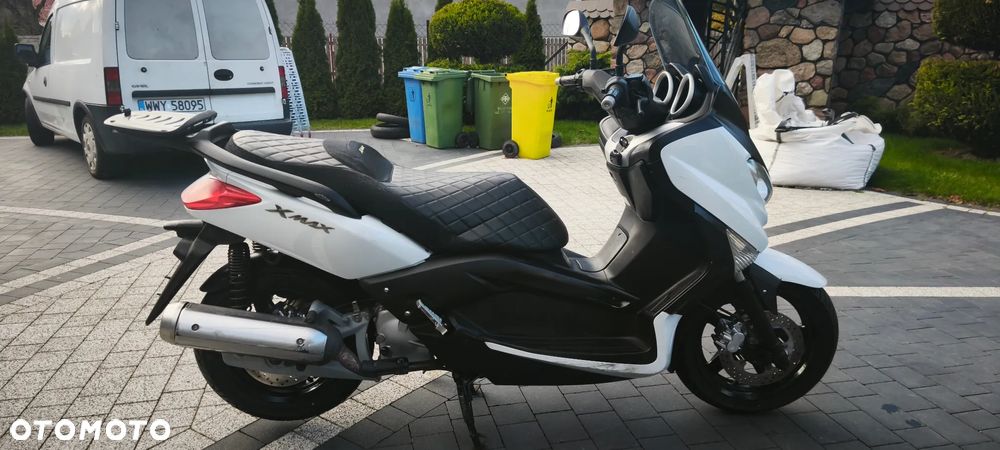 Yamaha X-max - 8
