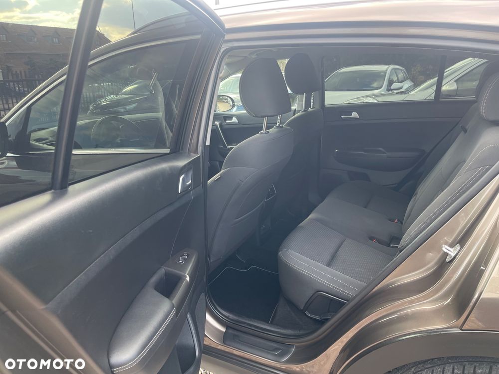 Kia Sportage 1.6 GDI 2WD SPIRIT - 11