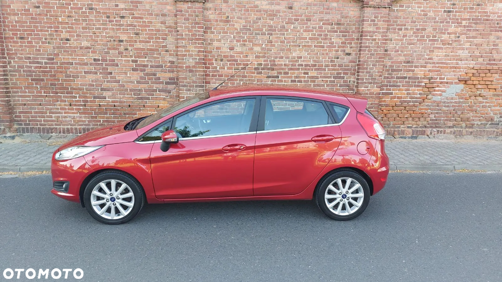 Ford Fiesta 1.0 EcoBoost Titanium - 2