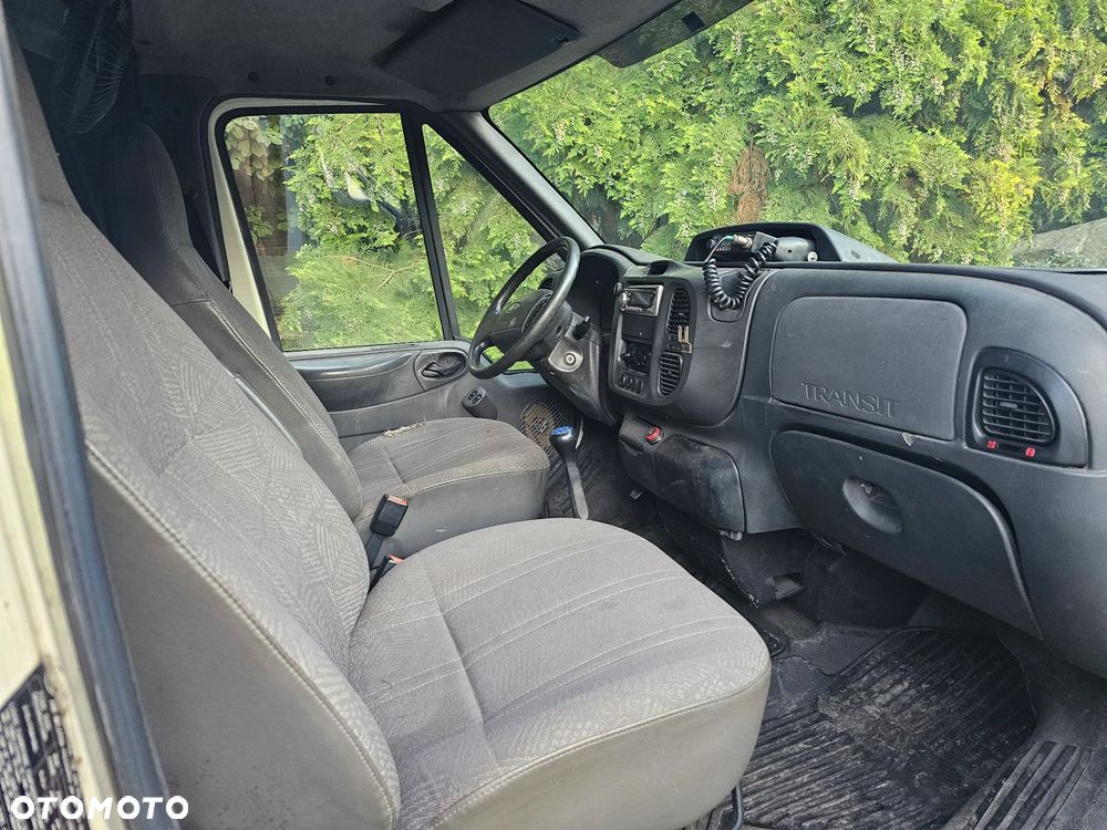 Ford Transit - 8