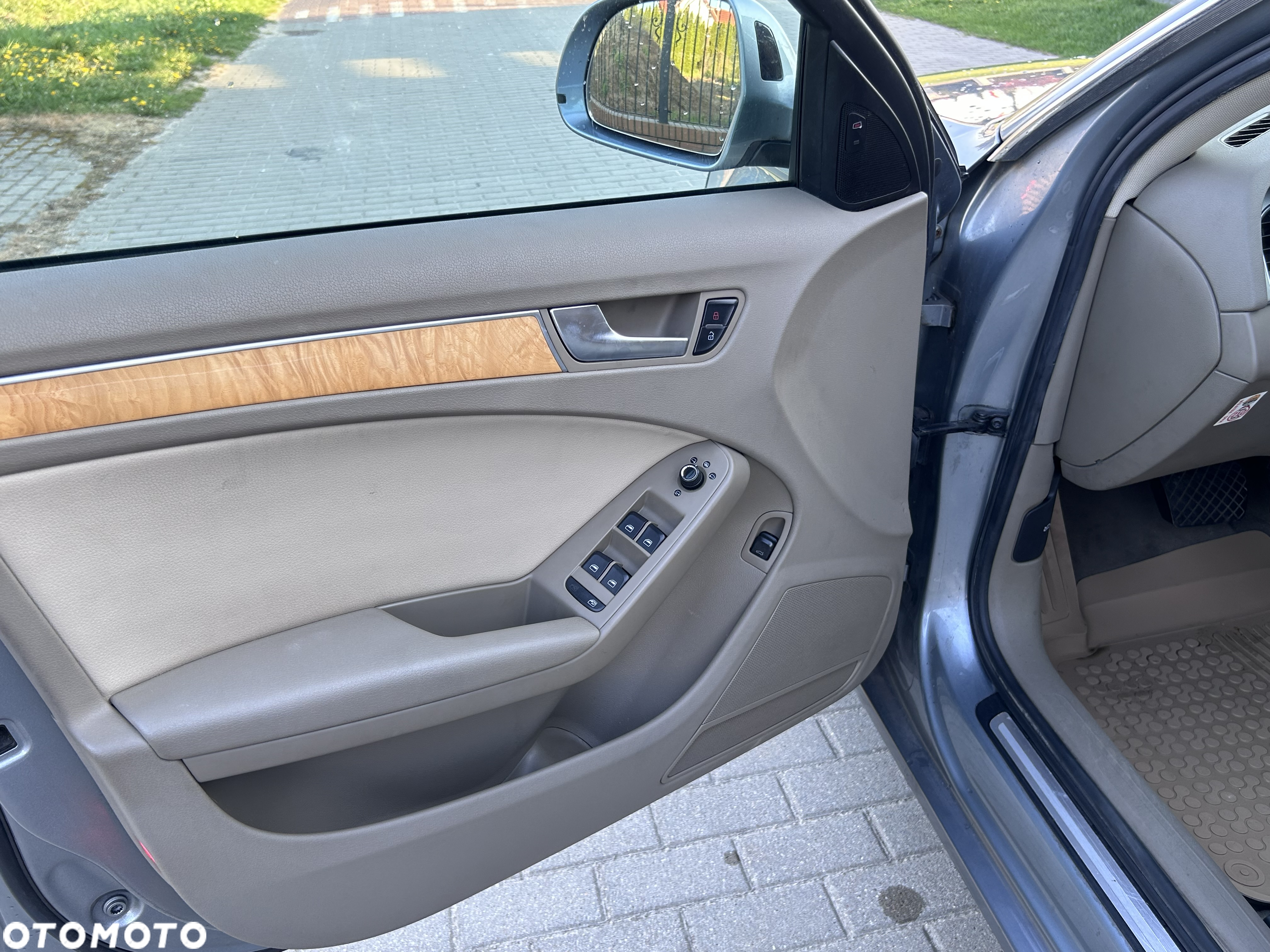 Audi A4 Avant 2.0 TDI DPF multitronic S line Sportpaket - 23