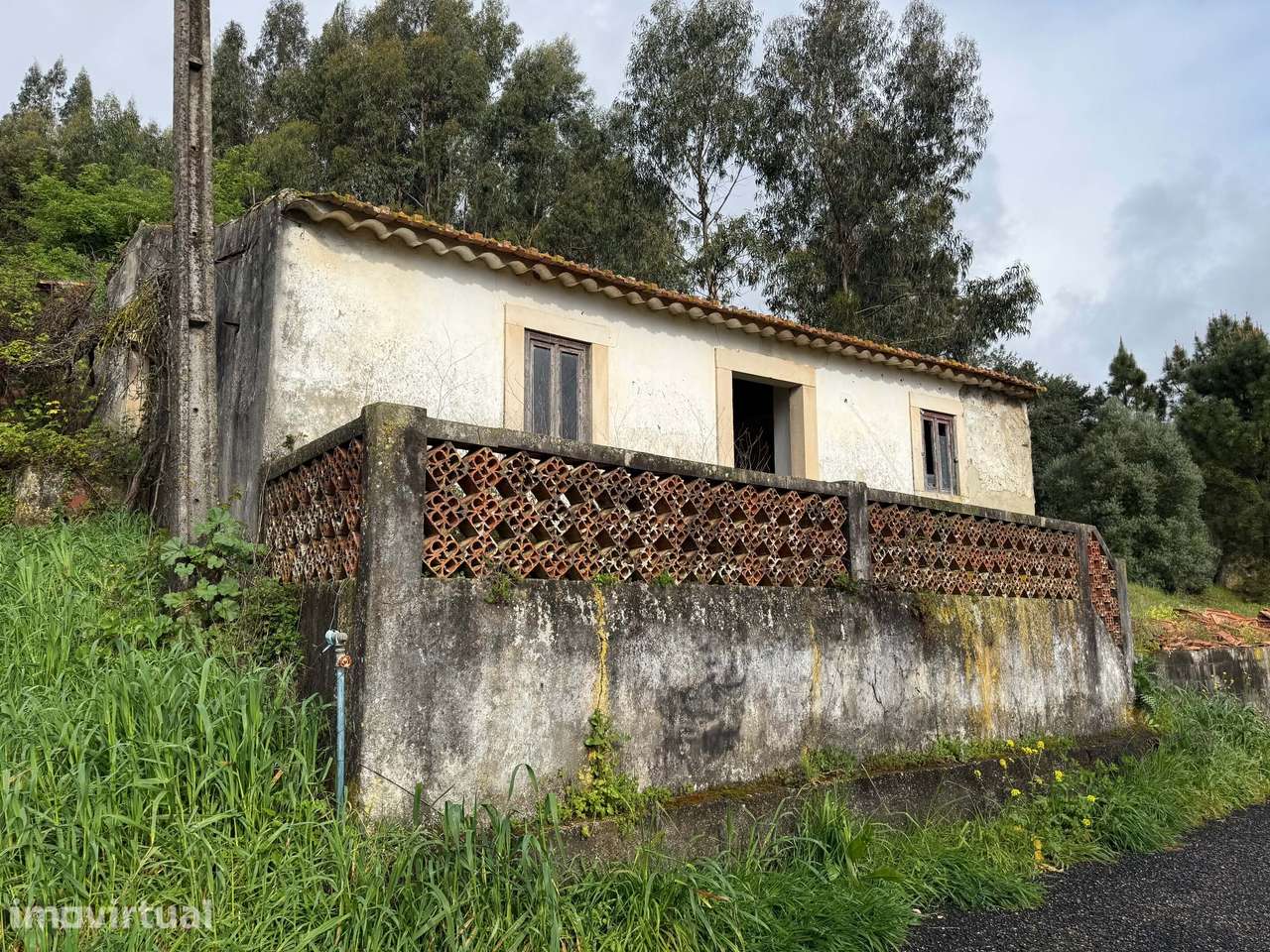 Casa antiga, adega, arrecadações e terreno- Alcobertas, Rio Maior - Grande imagem: 2/18
